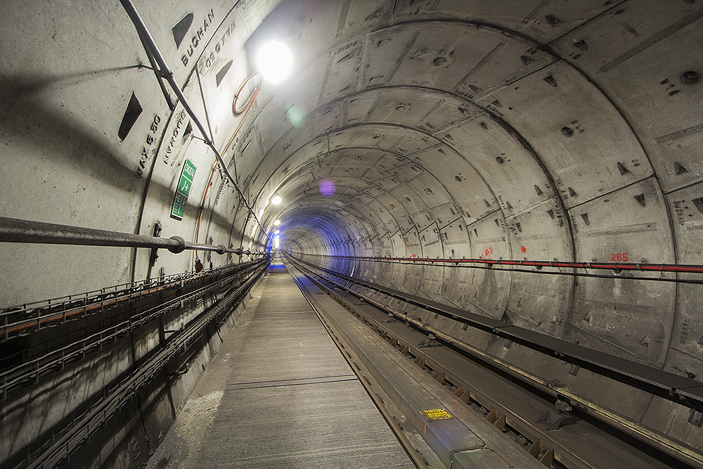 PROJECT DOCKLANDS LONDON CITY AIRPORT TO WOOLWICH ARSENAL